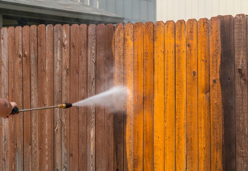 Fence cleaning