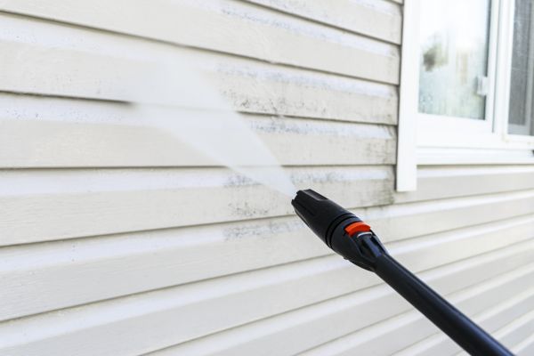 Siding Power Washing in Chapel Hill