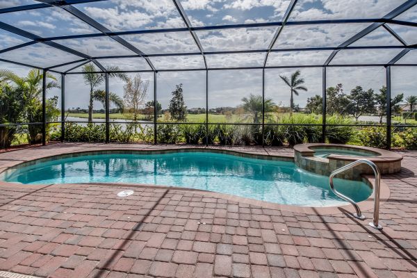 Cost of Pool Enclosure Cleaning in Chapel Hill