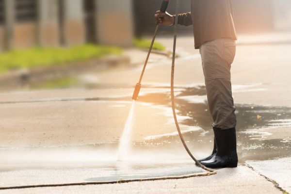 Residential Concrete Cleaning in Chapel Hill