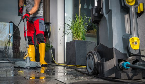 Commercial Pressure Cleaning in Chapel Hill