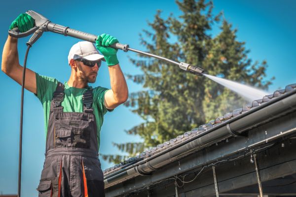 Gutter Jetting in Chapel Hill