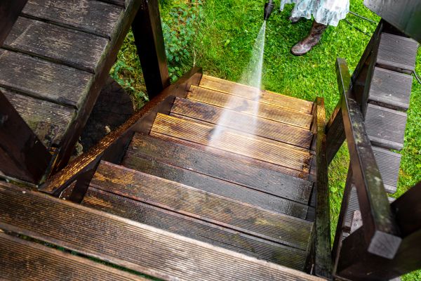 Wood Power Washing in Chapel Hill